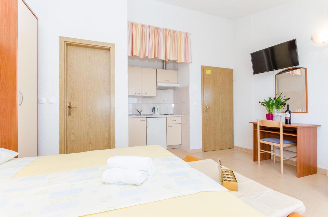 Knezovicapartments Živogošće 외부 사진
